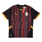 2024-25 Galatasaray SK 3a Equipación