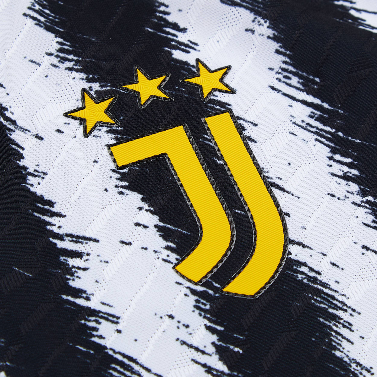 2023-24 Juventus FC 1a Equipación